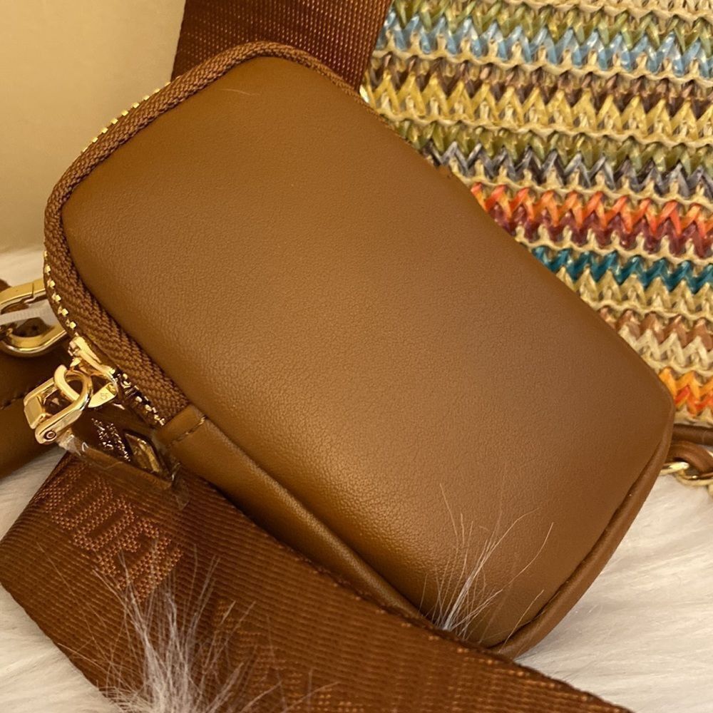 NWT Steve Madden (Bvettal) Straw Crossbody w/ AirPod Case Pouch - Picture 13 of 15